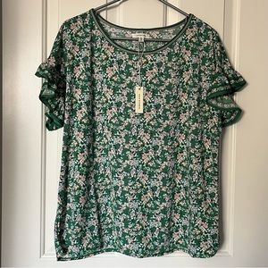 NWT Max Studio short sleeve ✦ Size M ✦ Green floral w ruffled sleeves